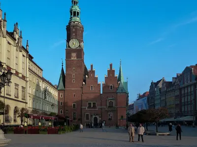 Ślusarz Wrocław - Awaryjne otwieranie samochodu i mieszkania, montaż i wymiana zamka w drzwiach